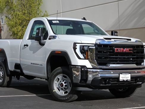 New 2025 GMC Sierra 2500 Pro w/ 1SA Pro Safety Plus Package image 2