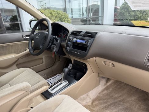 Used 2004 Honda Civic LX image 19