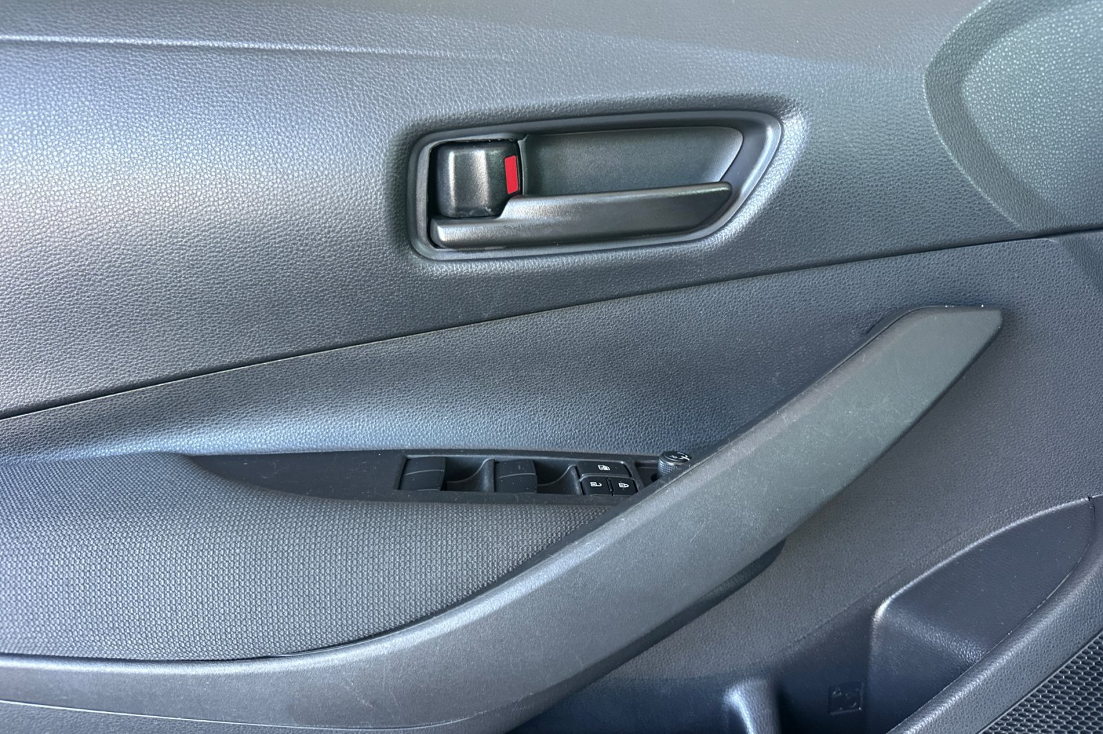 Certified 2024 Toyota Corolla LE FWD image 13