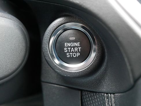 Used 2024 Subaru Forester Premium image 29