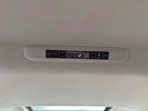 Used 2024 Toyota Sienna XLE image 16