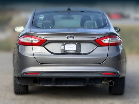 Used 2014 Ford Fusion S image 4