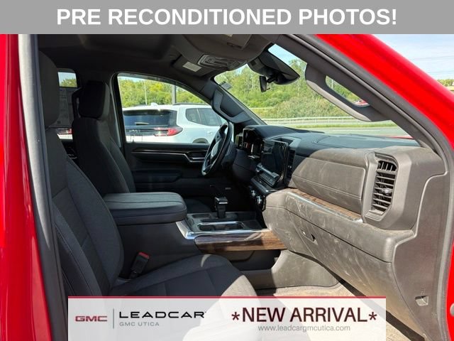 Used 2024 GMC Sierra 1500 Elevation w/ Preferred Package AWD/4WD image 10