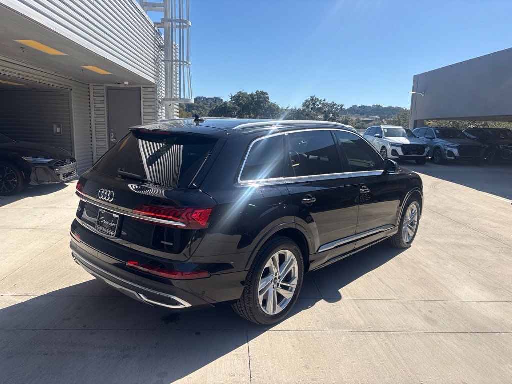 Used 2021 Audi Q7 3.0T Premium Plus AWD/4WD image 8