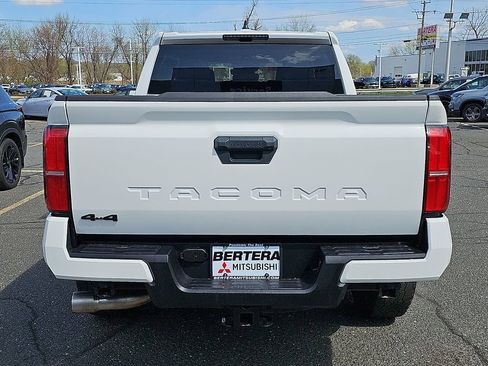 Used 2024 Toyota Tacoma TRD Off-Road AWD/4WD image 5