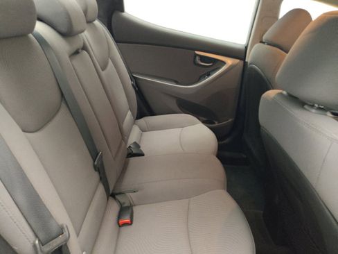 Used 2016 Hyundai Elantra SE w/ Option Group 02 FWD image 19