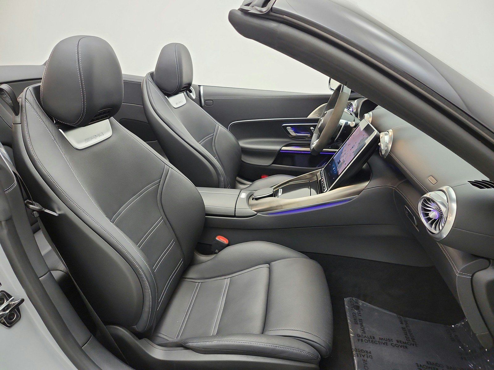 Used 2022 Mercedes-Benz SL 63 AMG 4MATIC image 16