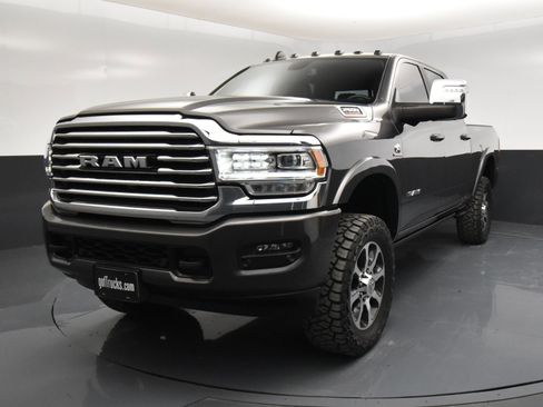Used 2023 RAM 2500 Limited image 2