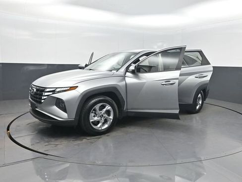 Used 2022 Hyundai Tucson SE FWD image 40
