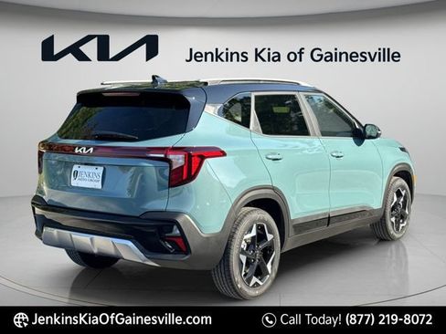 New 2026 Kia Seltos S FWD image 3