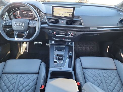 Used 2018 Audi SQ5 Prestige w/ Prestige Package image 21