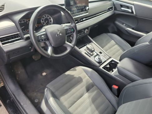 Used 2024 Mitsubishi Outlander SE AWD/4WD image 19