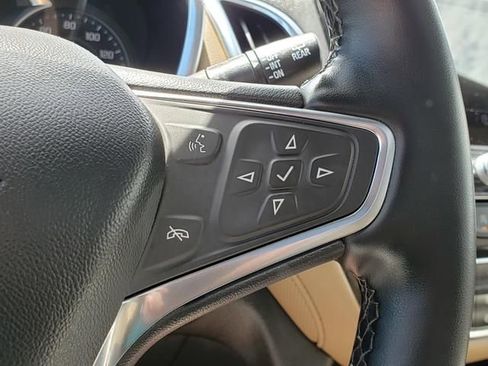 Used 2024 Chevrolet Equinox Premier AWD/4WD image 22