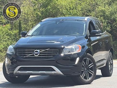 Used 2017 Volvo XC60 T5 Dynamic w/ Preferred Option Package image 1