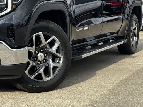 Used 2024 GMC Sierra 1500 SLT RWD image 12