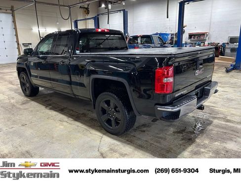 Used 2017 GMC Sierra 1500 SLE AWD/4WD image 11