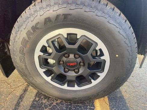 New 2026 Toyota 4Runner TRD Off-Road AWD/4WD image 9