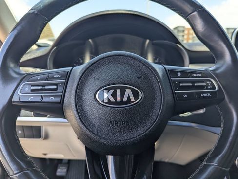 Used 2018 Kia Stinger RWD image 20
