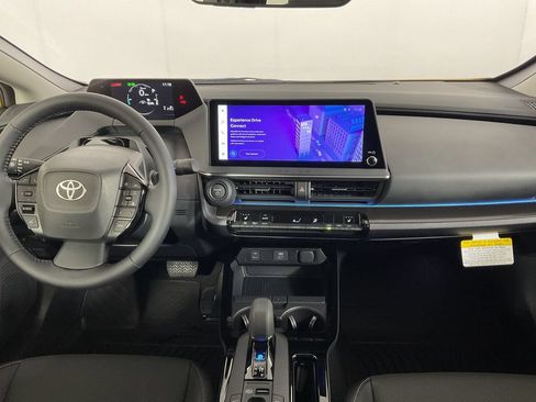 New 2026 Toyota Prius Plug-In Hybrid FWD image 12