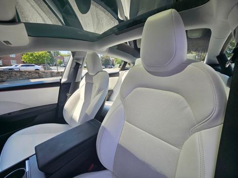 Used 2024 Tesla Model 3 Long Range AWD/4WD image 40