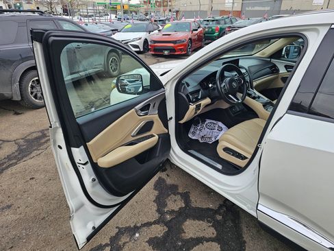 Used 2019 Acura RDX AWD image 9