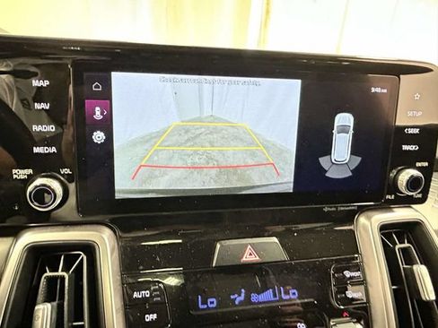 Used 2023 Kia Sorento S w/ Panoramic Sunroof Package FWD image 16