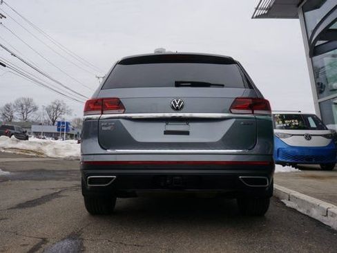 Certified 2023 Volkswagen Atlas SE w/ Panoramic Sunroof Package image 9