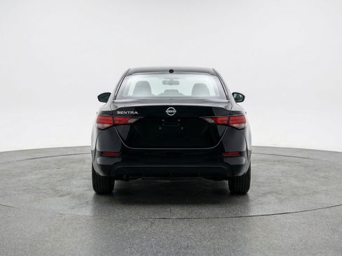 Used 2025 Nissan Sentra S FWD image 7