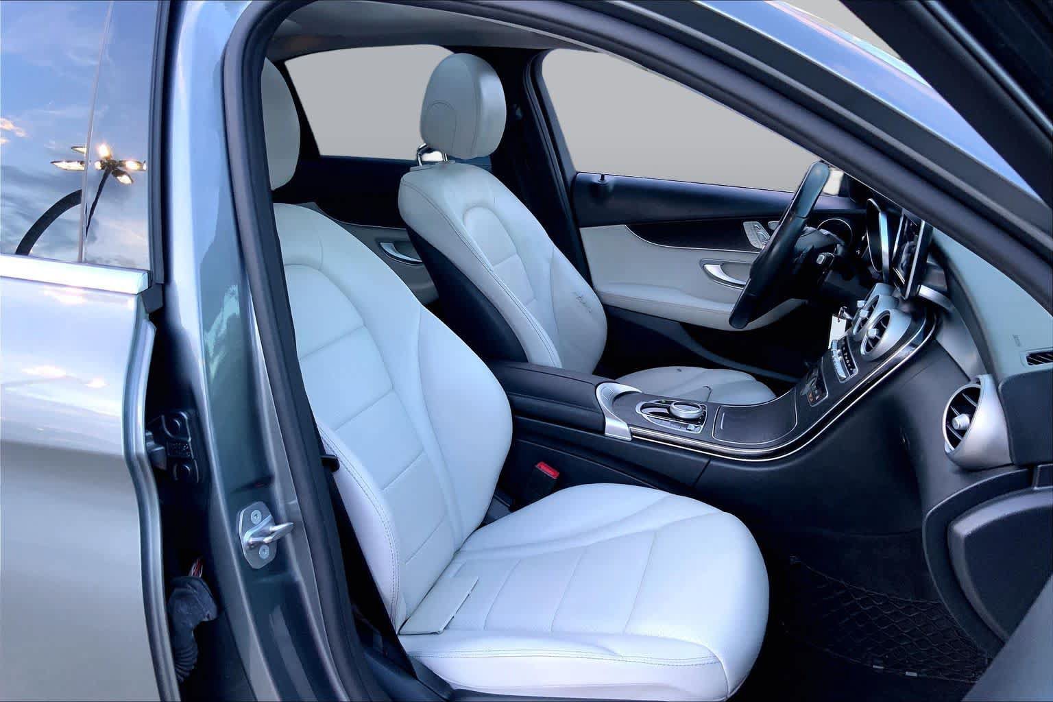Used 2017 Mercedes-Benz C 300 Sedan image 9
