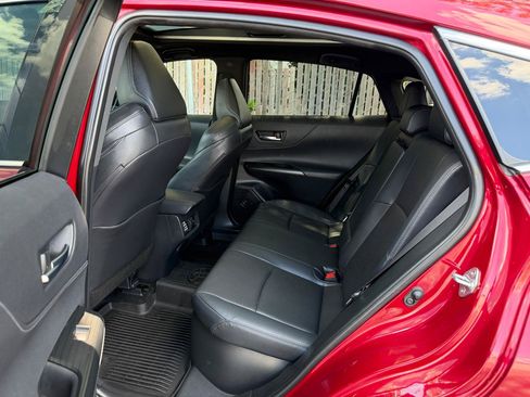 Used 2024 Toyota Venza Limited AWD/4WD image 20