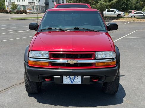 Used 1998 Chevrolet S10 Pickup LS w/ Preferred Equipment Group AWD/4WD image 14