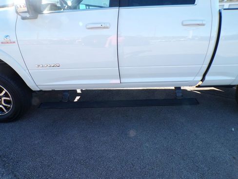 Used 2024 RAM 3500 Limited image 7