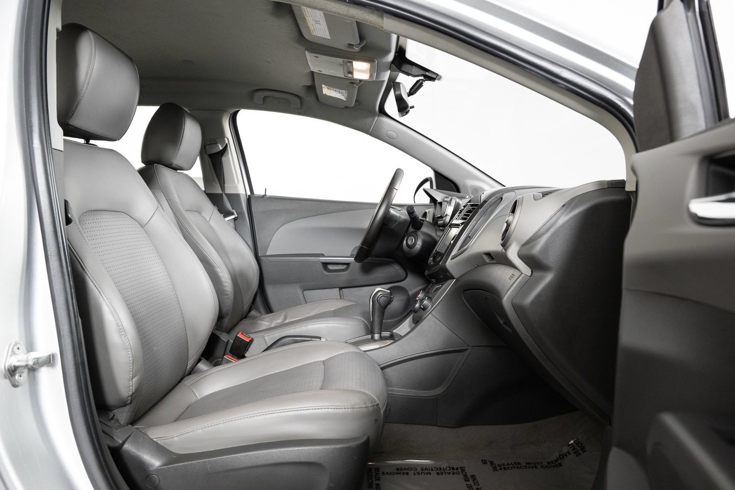 Used 2015 Chevrolet Sonic LTZ FWD image 26
