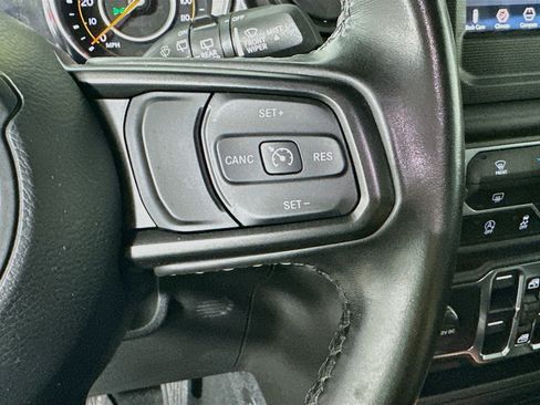 Used 2022 Jeep Wrangler Unlimited Sport AWD/4WD image 13