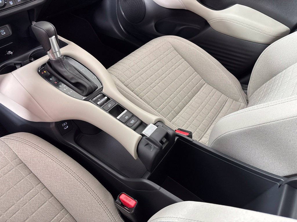 Used 2027 Honda HR-V LX image 33