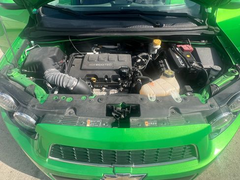 Used 2016 Chevrolet Sonic LT w/ Fun and Sun Package image 38