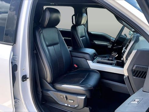 Used 2020 Ford F150 Lariat w/ Equipment Group 502A Luxury AWD/4WD image 8