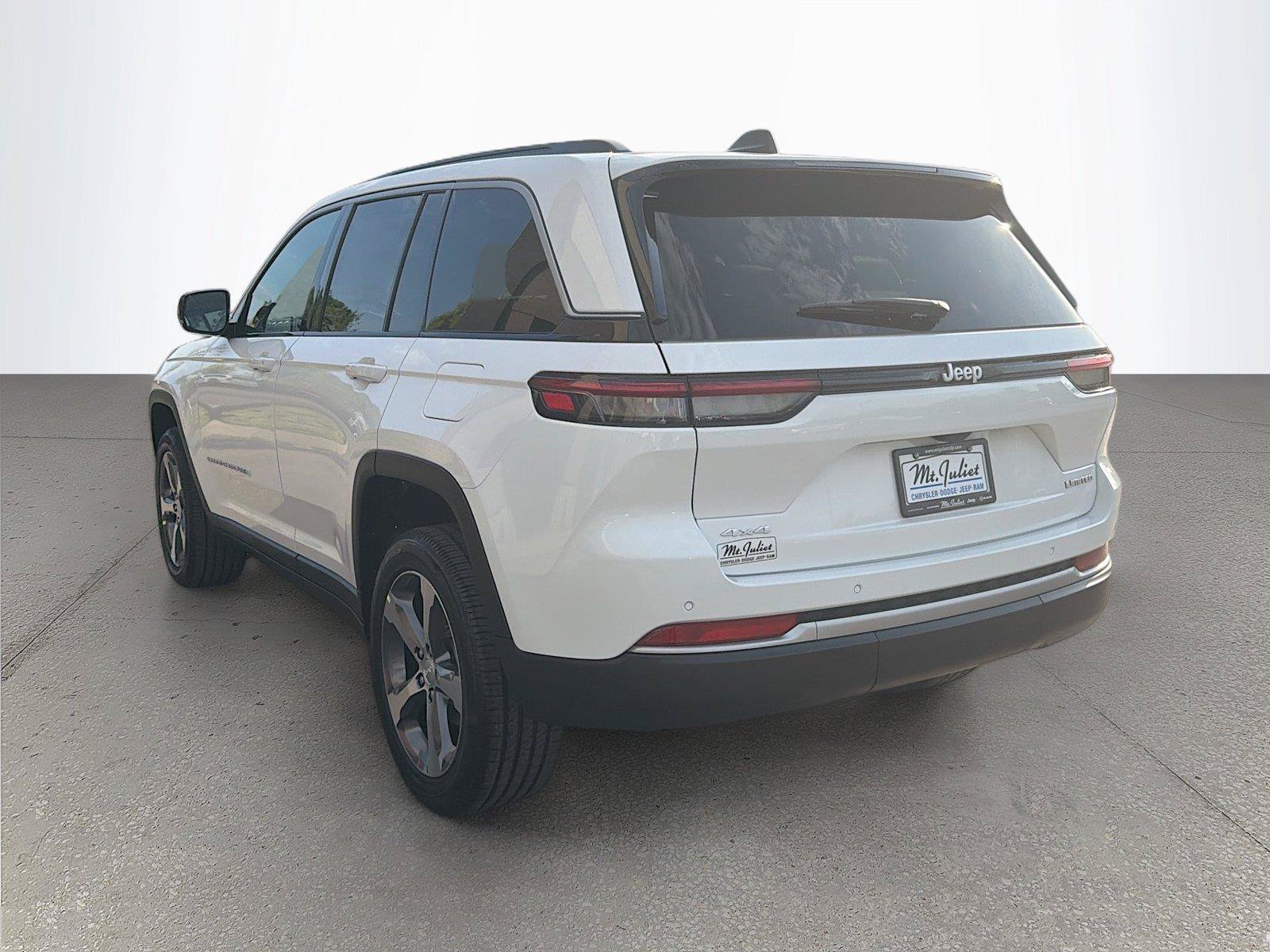 New 2026 Jeep Grand Cherokee Limited AWD/4WD image 6