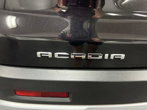 Certified 2023 GMC Acadia SLT AWD/4WD image 33