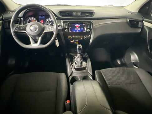Used 2019 Nissan Rogue Sport S w/ Appearance Package FWD image 29