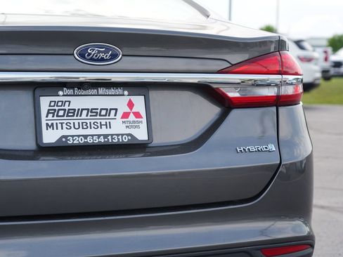 Used 2018 Ford Fusion S FWD image 10