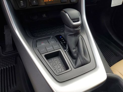 New 2025 Toyota RAV4 XLE Premium image 17