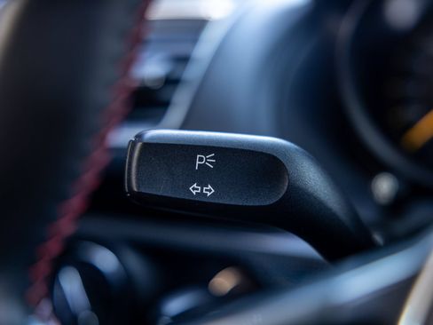 Used 2016 Porsche Cayman GT4 RWD image 33
