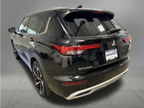 Used 2022 Mitsubishi Outlander SEL AWD/4WD image 3