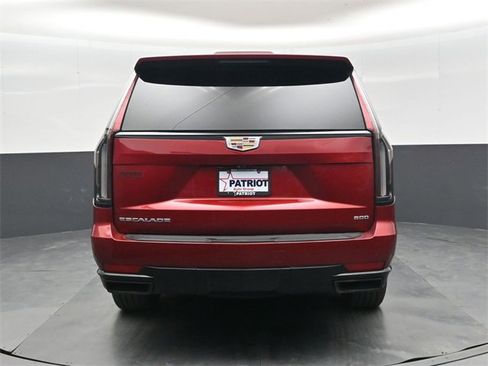 Used 2024 Cadillac Escalade Sport Platinum image 5