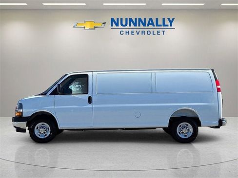 New 2025 Chevrolet Express 2500 Extended image 2