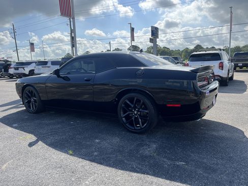 Used 2022 Dodge Challenger R/T w/ Plus Package RWD image 5