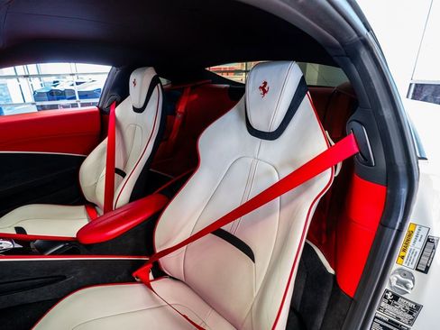 Used 2023 Ferrari Roma image 41