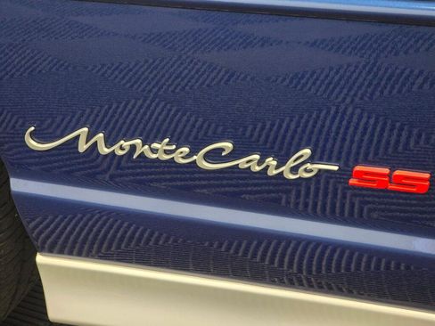Used 2003 Chevrolet Monte Carlo SS FWD image 12
