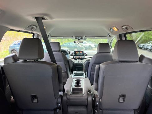 Used 2018 Honda Odyssey EX image 39
